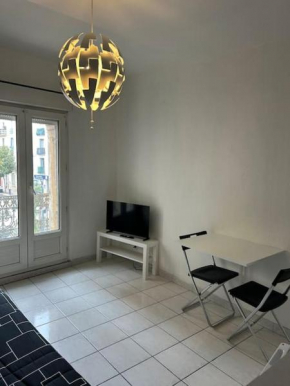 Foch 3-Studio-Beziers centre -wifi -tv connectée
